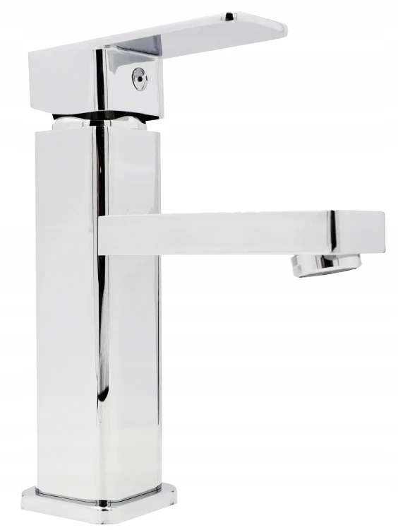 CARO-CHROM-BATERIA-UMYWALKOWA-KWADRATOWA-NISKA.webp