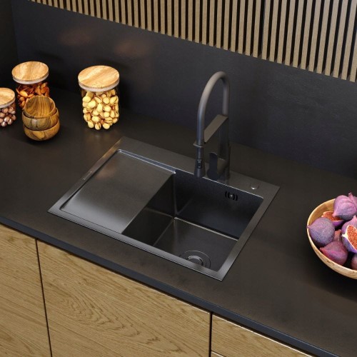 ZLEWOZMYWAK-STALOWY-JEDNOKOMOROWY-Z-OCIEKACZEM-CZARNY-KUCHENNY-BARI58P-Rodzaj-wpuszczany.jpg