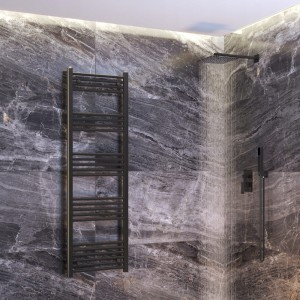 Grzejnik łazienkowy czarny drabinkowy 50 x 160 cm montaż 180 Breno 