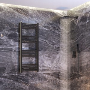 Grzejnik łazienkowy czarny drabinkowy 50 x 130 cm montaż 180 Breno